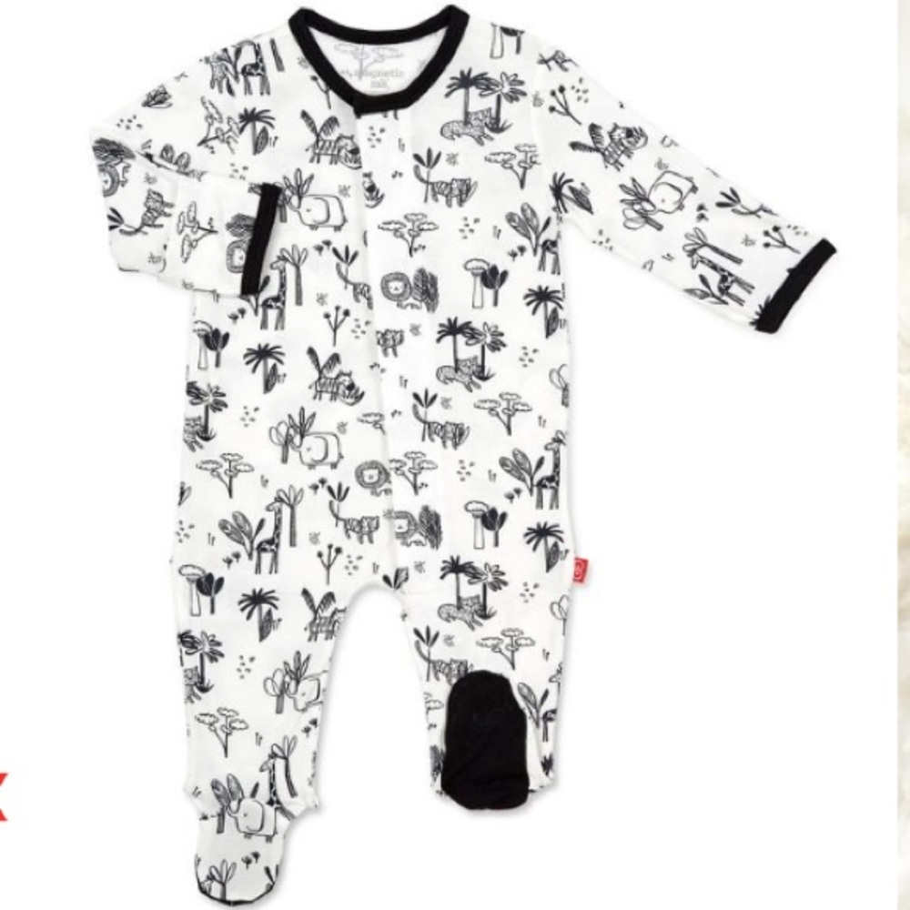 Animal safari modal magnetic footie